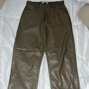 Vegan Leather 90s Straight Pant